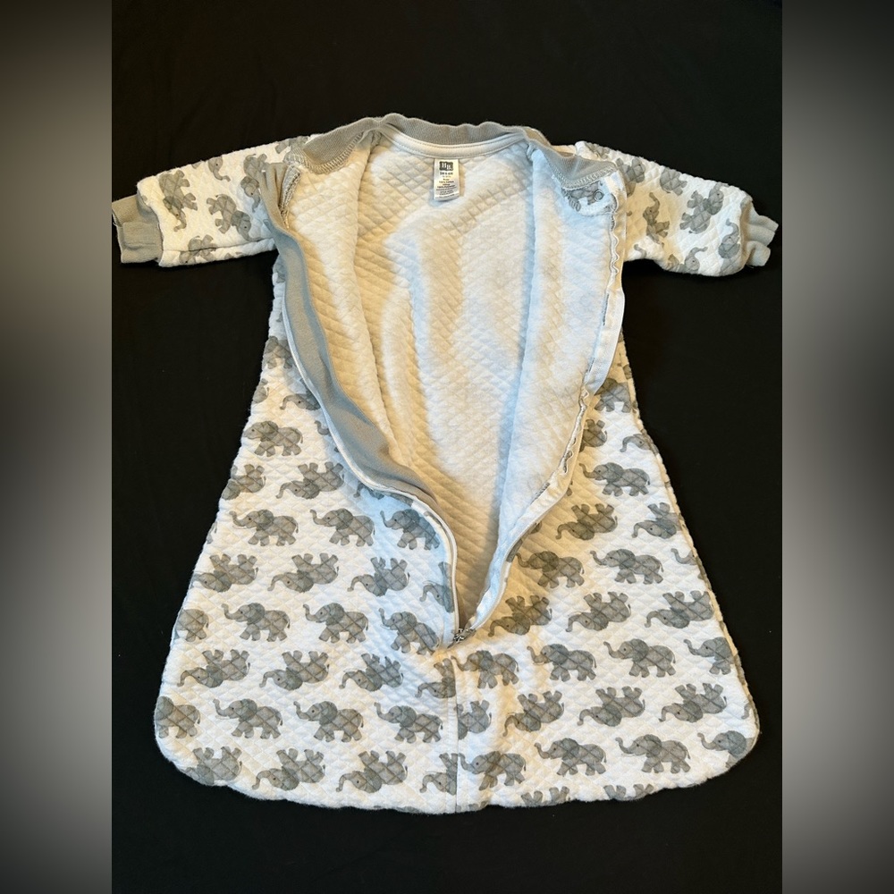 Quilted Sleep sack/blanket 0-6 months or 10-18lbs. Gender neutral.